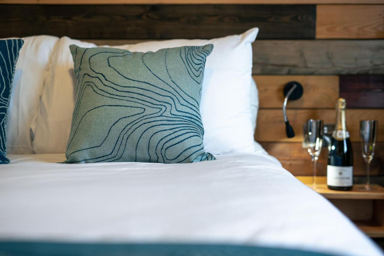 The Base Camp Hotel, Nevis Range Fort William Bagian luar foto