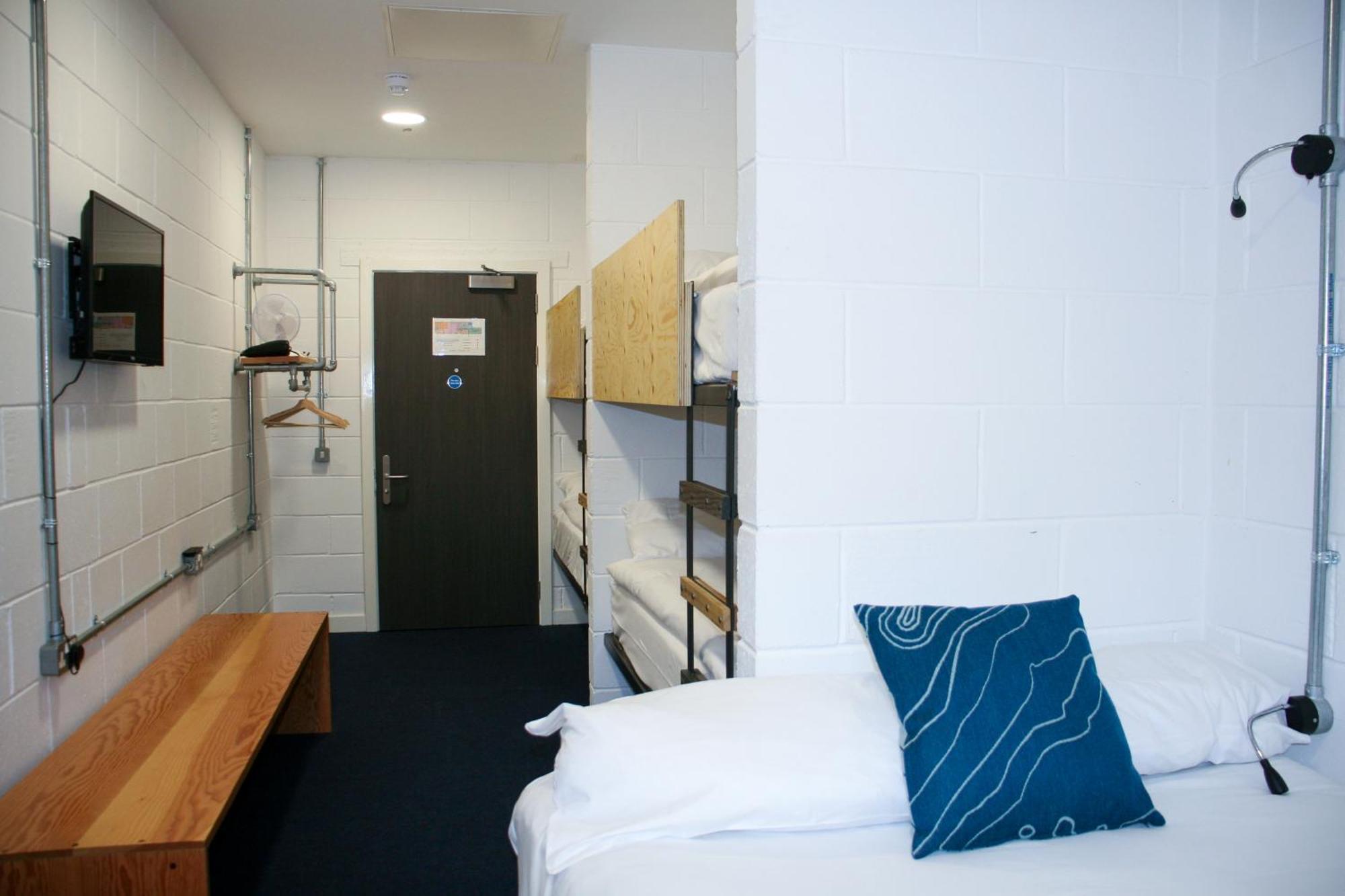 The Base Camp Hotel, Nevis Range Fort William Bagian luar foto